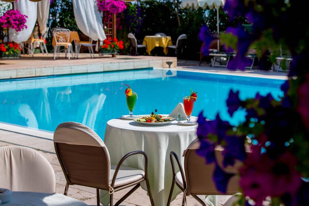 Hotel Mion Charme & Relax Сильви-Марина Экстерьер фото